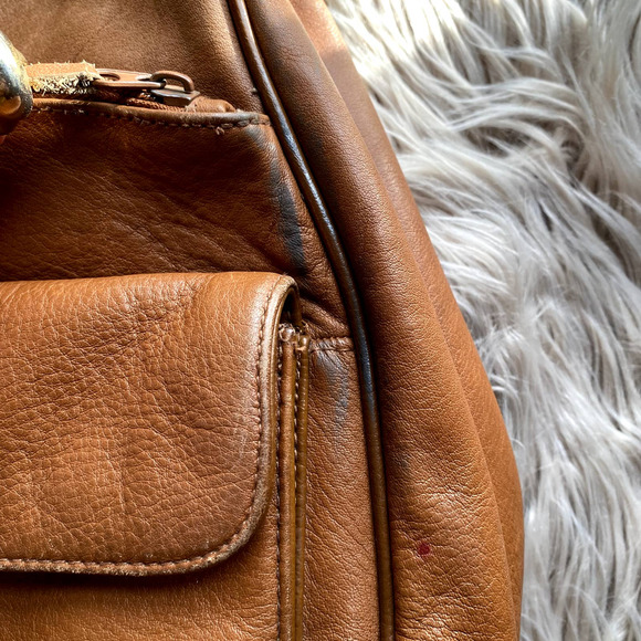 *SOLD* Vintage Leather Sling Bag - Picture 5 of 10